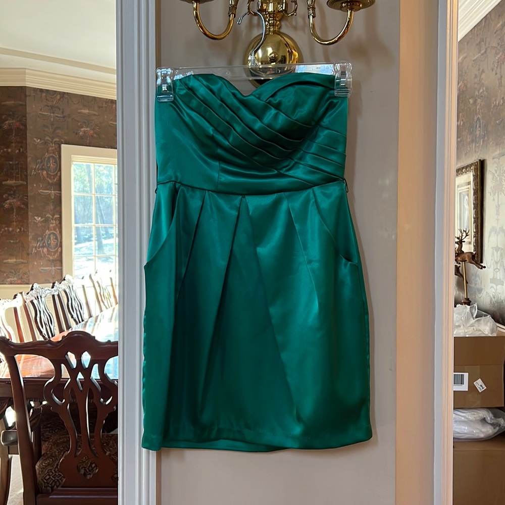 Emerald Green Sleeveless Dress W/ Sleeves